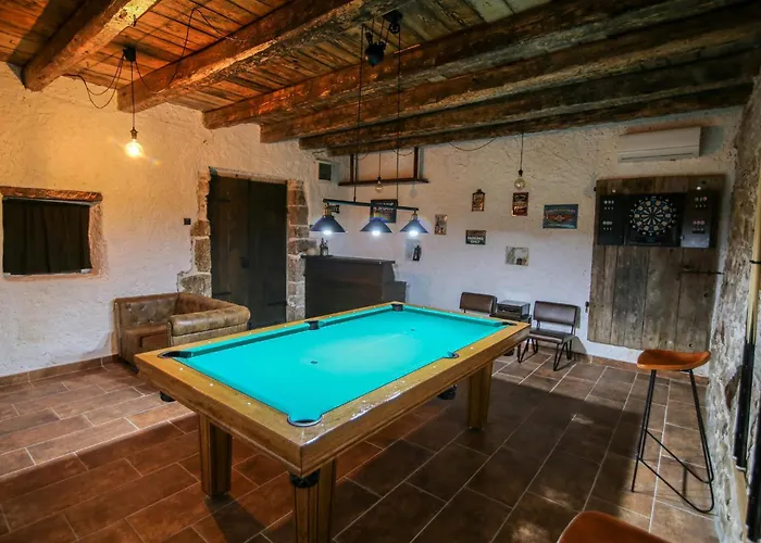 Cozy In Gornje Rastane With Sauna * Brkic